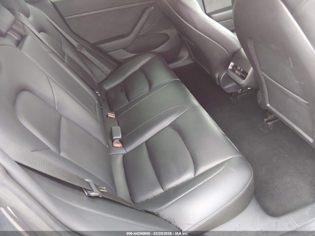 44298690 :رقم المزاد ، 5YJ3E1EA8NF343962 vin ، 2022 Tesla Model 3 Rear-wheel Drive مزاد بيع