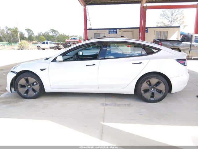 Продажа на аукционе авто 2021 Tesla Model 3 Standard Range Plus Rear-wheel Drive, vin: 5YJ3E1EA2MF096825, номер лота: 44298691