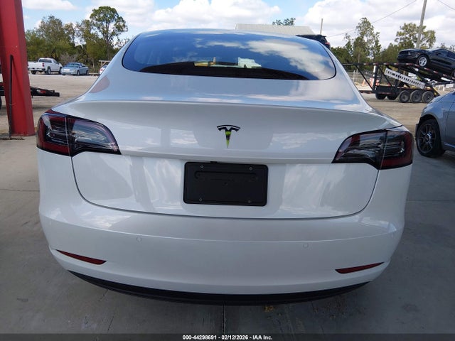 Продажа на аукционе авто 2021 Tesla Model 3 Standard Range Plus Rear-wheel Drive, vin: 5YJ3E1EA2MF096825, номер лота: 44298691