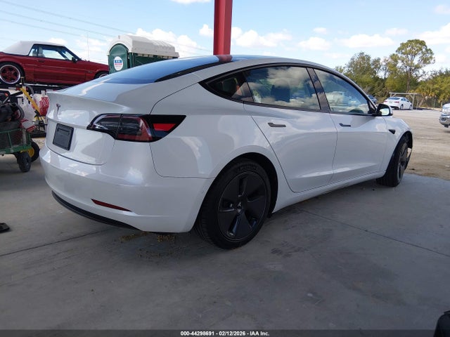 2021 TESLA MODEL 3 5YJ3E1EA2MF096825 Photo 3