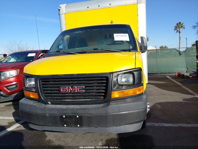 1GD37TCG4H1175243 GMC Savana Cutaway Work Van