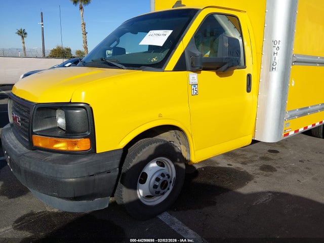 1GD37TCG4H1175243 GMC Savana Cutaway Work Van