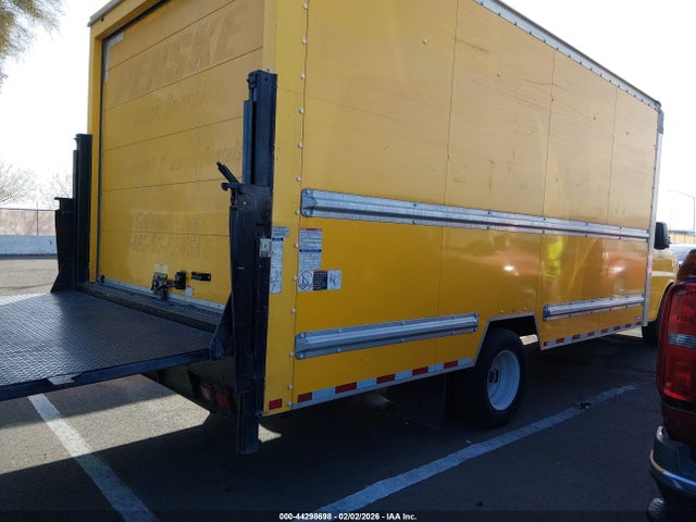 1GD37TCG4H1175243 GMC Savana Cutaway Work Van
