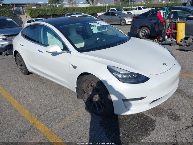 2019 TESLA MODEL 3 5YJ3E1EA3KF417784 Photo 0