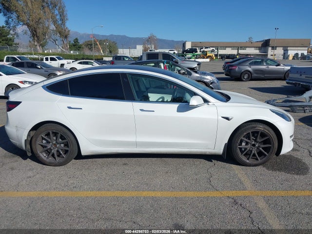 Aukcja sprzedaży 2019 Tesla Model 3 Long Range/mid Range/standard Range/standard Range Plus, vin: 5YJ3E1EA3KF417784, numer aukcji: 44298703
