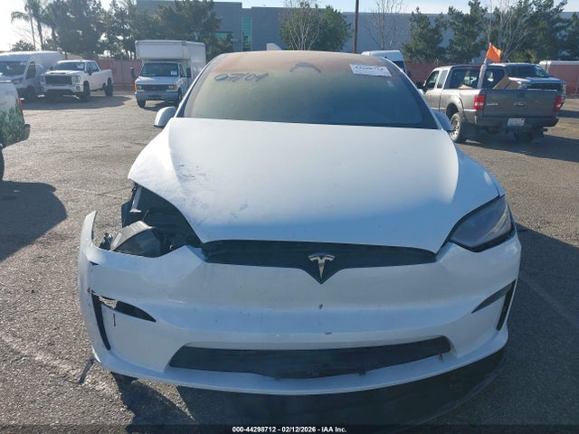44298712 :رقم المزاد ، 7SAXCDE56RF435060 vin ، 2024 Tesla Model X Long Range مزاد بيع