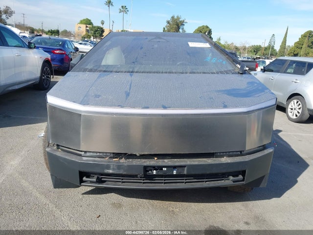 Tesla Cybertruck Cyberbeast 2025 7G2CEHEE9SA062786 Image 11