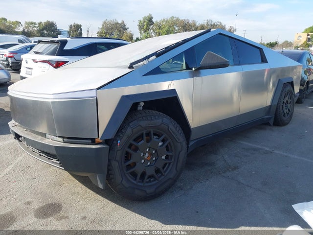 2025 TESLA CYBERTRUCK 7G2CEHEE9SA062786 Photo 1