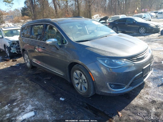 2017 CHRYSLER PACIFICA HYBRID 2C4RC1N77HR739930