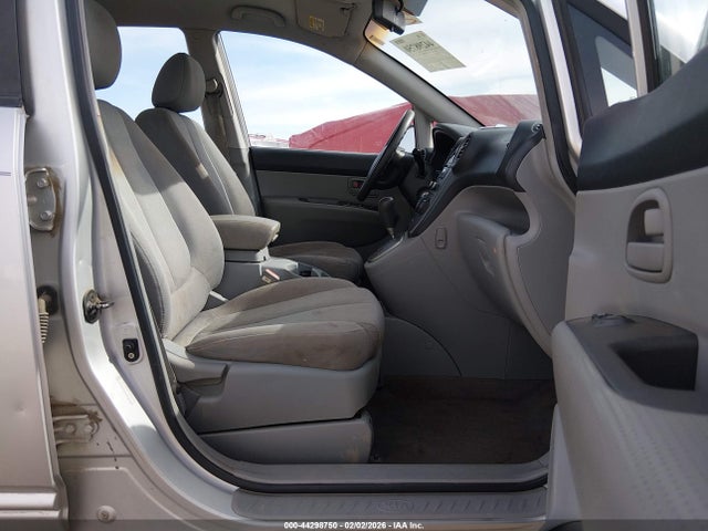 Продажа на аукционе авто 2007 Kia Rondo Lx, vin: KNAFG525177081889, номер лота: 44298750
