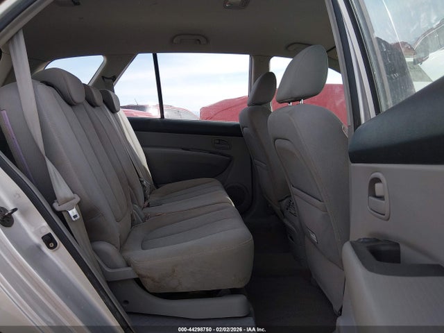 Продажа на аукционе авто 2007 Kia Rondo Lx, vin: KNAFG525177081889, номер лота: 44298750