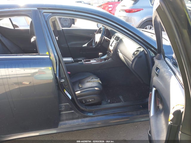Продажа на аукционе авто 2008 Lexus Is 250, vin: JTHCK262485023953, номер лота: 44299794