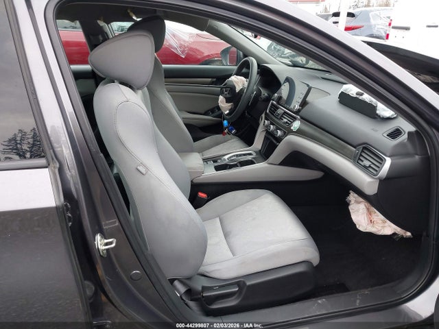 1HGCV3F17KA008398 Honda ACCORD HYBRID