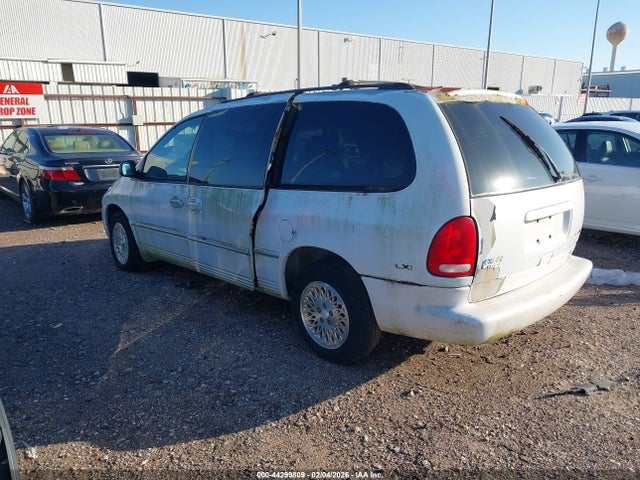 1998 CHRYSLER TOWN & COUNTRY 1C4GP64L6WB656508 Photo 2