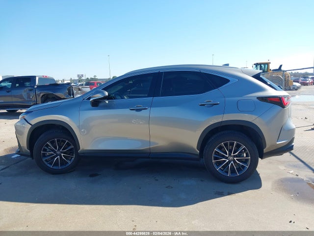 2024 Lexus Nx 250 Premium მანქანა იყიდება აუქციონზე, vin: 2T2GDCAZ5RC014718, აუქციონის ნომერი: 44299828