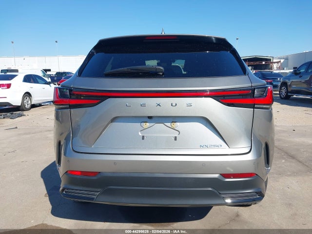 2024 Lexus Nx 250 Premium მანქანა იყიდება აუქციონზე, vin: 2T2GDCAZ5RC014718, აუქციონის ნომერი: 44299828