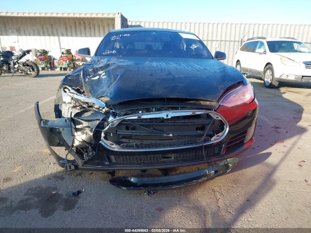 44299862 :رقم المزاد ، 5YJSA1E13GF129732 vin ، 2016 Tesla Model S 60/70/75/85 مزاد بيع