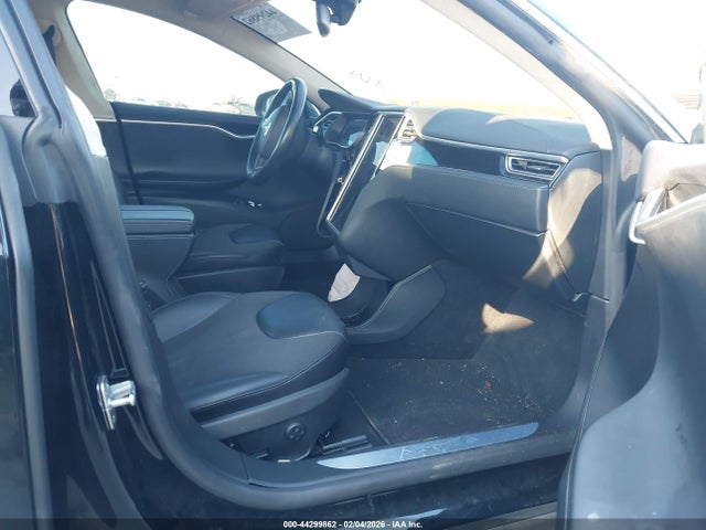 44299862 :رقم المزاد ، 5YJSA1E13GF129732 vin ، 2016 Tesla Model S 60/70/75/85 مزاد بيع