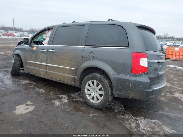 2016 CHRYSLER TOWN & COUNTRY 2C4RC1BG5GR112291 Photo 2
