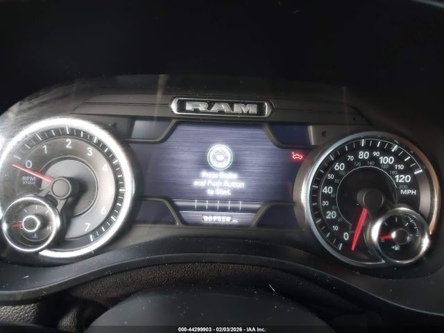 2021 Ram 1500 Big Horn  4x4 5'7 Box მანქანა იყიდება აუქციონზე, vin: 1C6SRFFT5MN677046, აუქციონის ნომერი: 44299903
