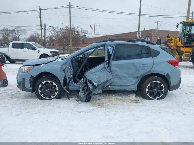 Продаж на аукціоні авто 2023 Subaru Crosstrek Premium, vin: JF2GTAEC7PH256955, номер лоту: 44299910