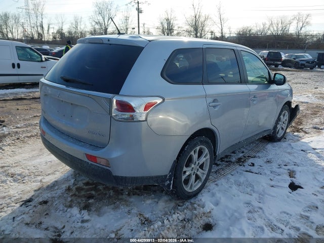 2014 MITSUBISHI OUTLANDER JA4AZ3A39EZ010740 Photo 3