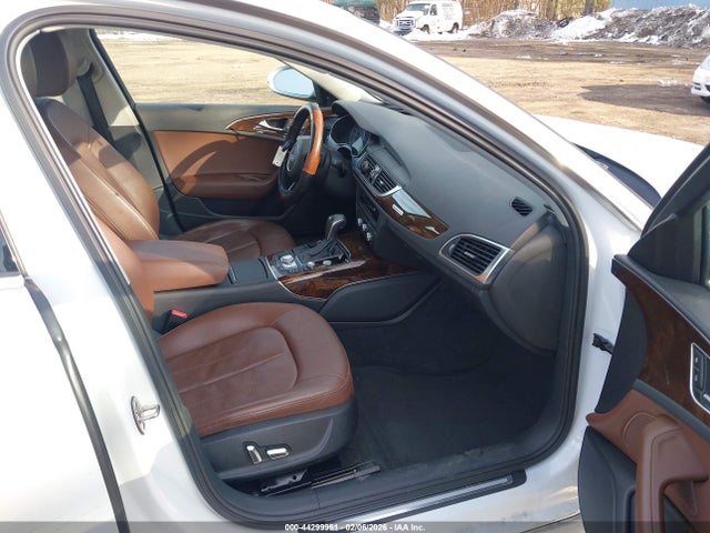 2016 AUDI A6 WAUGFAFC4GN015597 Photo 4