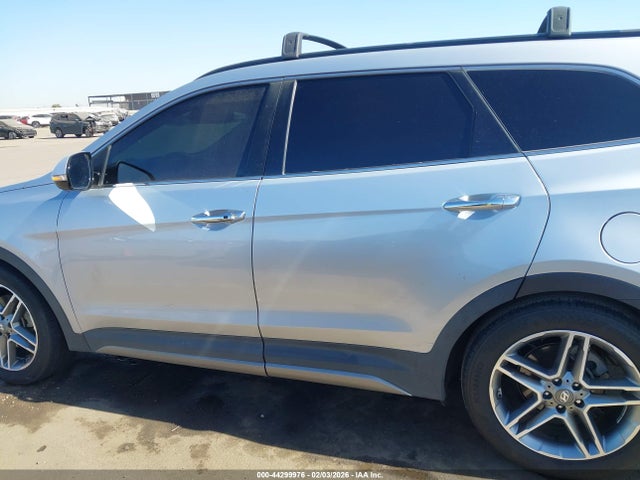 Hyundai Santa Fe Limited Ultimate 2017 KM8SR4HF2HU201347 Image 14