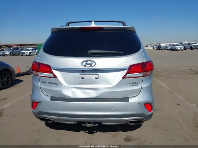 Hyundai Santa Fe Limited Ultimate 2017 KM8SR4HF2HU201347 Image 16