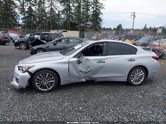 JN1EV7AR9JM442835 Infiniti Q50 3.0t Luxe/3.0t Sport