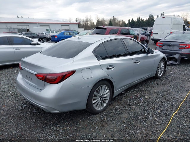 JN1EV7AR9JM442835 Infiniti Q50 3.0t Luxe/3.0t Sport
