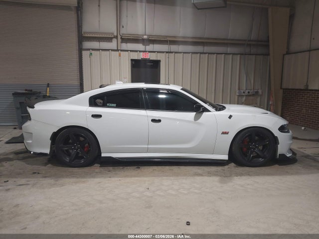 44300007 :رقم المزاد ، 2C3CDXGJXGH339660 vin ، 2016 Dodge Charger R/t Scat Pack مزاد بيع