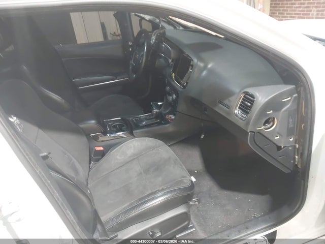 44300007 :رقم المزاد ، 2C3CDXGJXGH339660 vin ، 2016 Dodge Charger R/t Scat Pack مزاد بيع