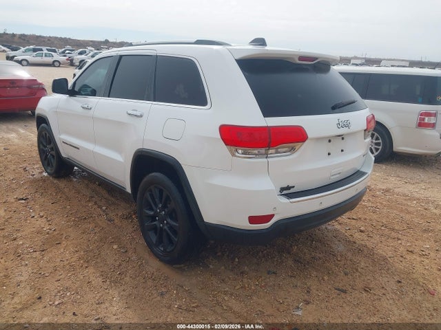 2018 JEEP GRAND CHEROKEE 1C4RJEBG9JC338914 Photo 2