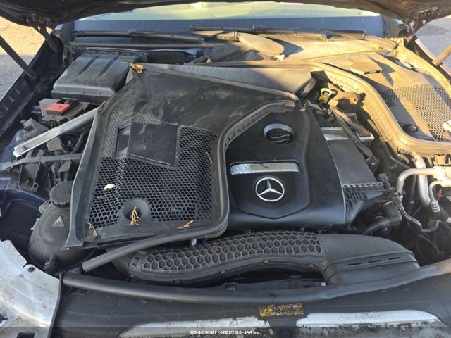2017 Mercedes-benz C 300 4matic მანქანა იყიდება აუქციონზე, vin: 55SWF4KBXHU206954, აუქციონის ნომერი: 44300027