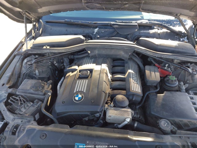 44300032 :رقم المزاد ، WBANV1C51AC388826 vin ، 2010 Bmw 528i Xdrive مزاد بيع