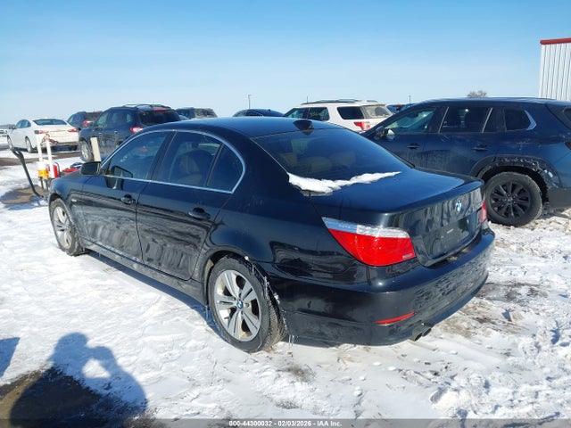 44300032 :رقم المزاد ، WBANV1C51AC388826 vin ، 2010 Bmw 528i Xdrive مزاد بيع