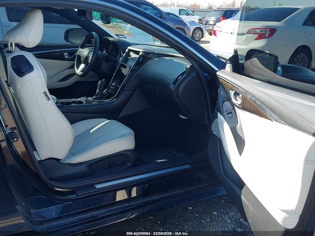 2017 INFINITI Q60 JN1EV7EK4HM361958 Photo 4