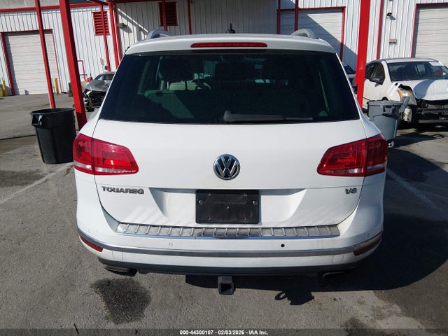 WVGEF7BP0HD001110 Volkswagen Touareg V6 Sport
