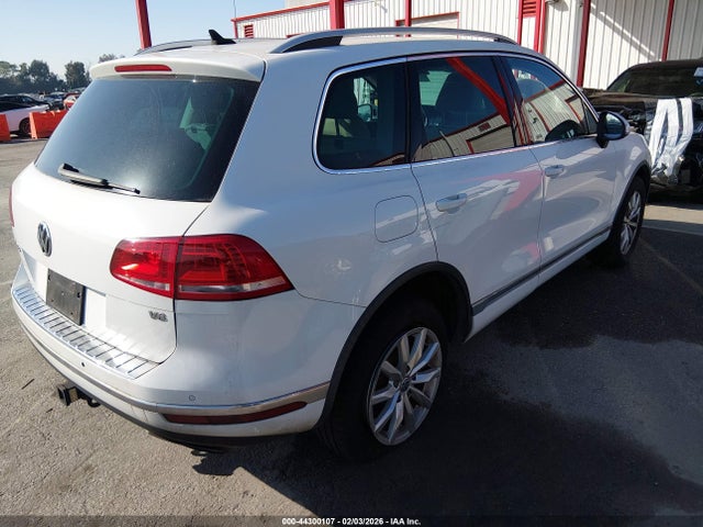 WVGEF7BP0HD001110 Volkswagen Touareg V6 Sport