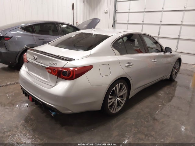 44300168 :رقم المزاد ، JN1EV7AP4JM358405 vin ، 2018 Infiniti Q50 3.0t Sport مزاد بيع