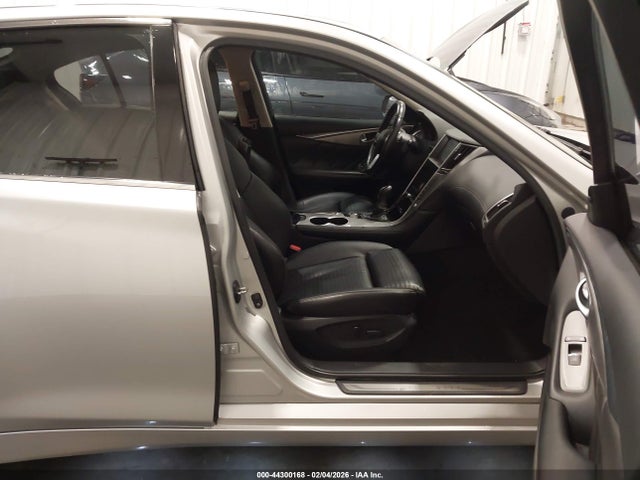 44300168 :رقم المزاد ، JN1EV7AP4JM358405 vin ، 2018 Infiniti Q50 3.0t Sport مزاد بيع