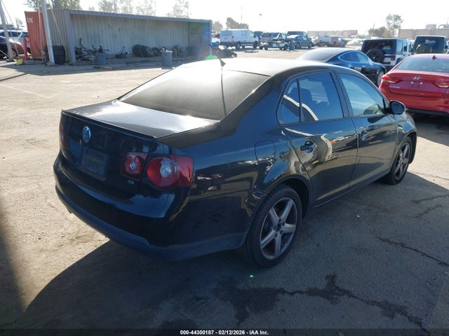Продаж на аукціоні авто 2010 Volkswagen Jetta Limited Edition, vin: 3VWAZ7AJ3AM129307, номер лоту: 44300187