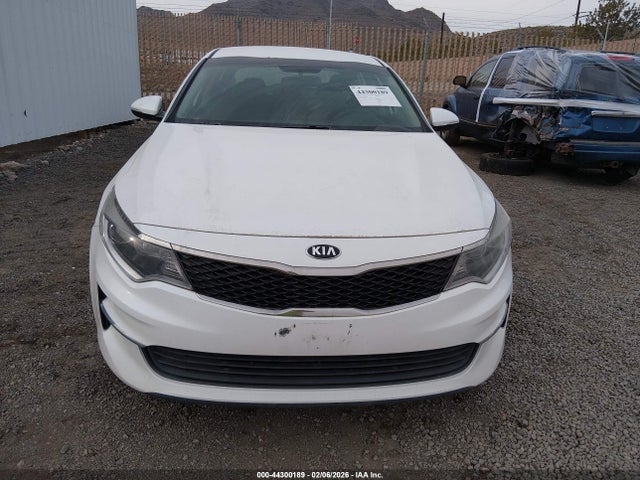 5XXGT4L31JG274696 KIA Optima Lx