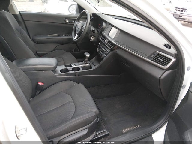 5XXGT4L31JG274696 KIA Optima Lx