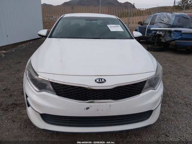 5XXGT4L31JG274696 KIA Optima Lx