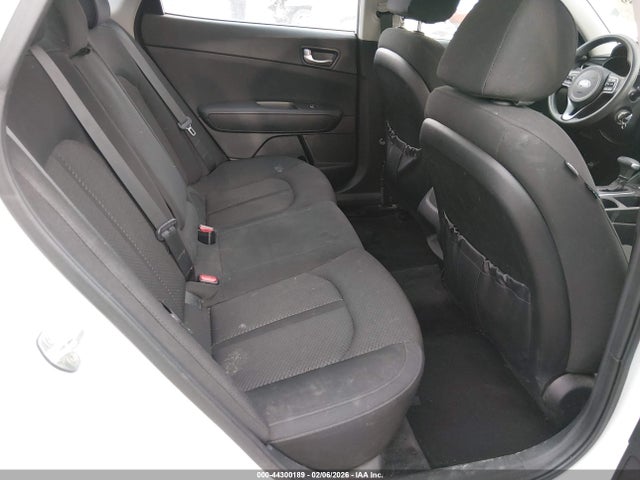 5XXGT4L31JG274696 KIA Optima Lx