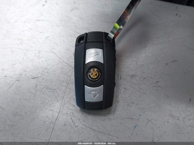 44300197 :رقم المزاد ، WBAWV535X7P077750 vin ، 2007 Bmw 328xi مزاد بيع