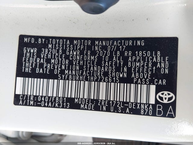5YFBURHE1HP726615 Toyota COROLLA LE