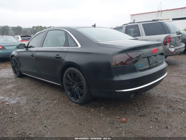 2012 AUDI A8 L WAURVAFD3CN017839 Photo 2